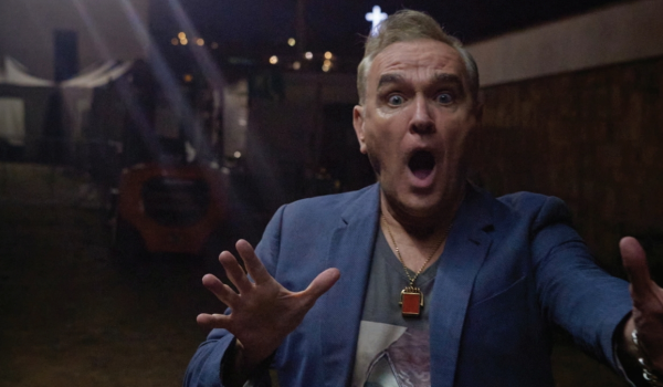 Morrissey regresa con nuevo álbum y estrena el sencillo “Make-Up Is a Lie” (Video)