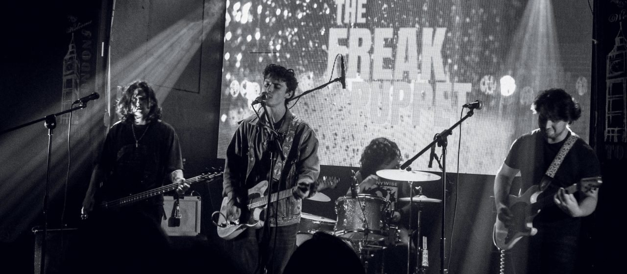 conociendo nueva banda en beat local: the freak and the puppet