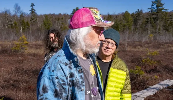 Dinosaur Jr. anuncia “There Near”, su primer álbum en cinco años y estrena sencillo (Video)