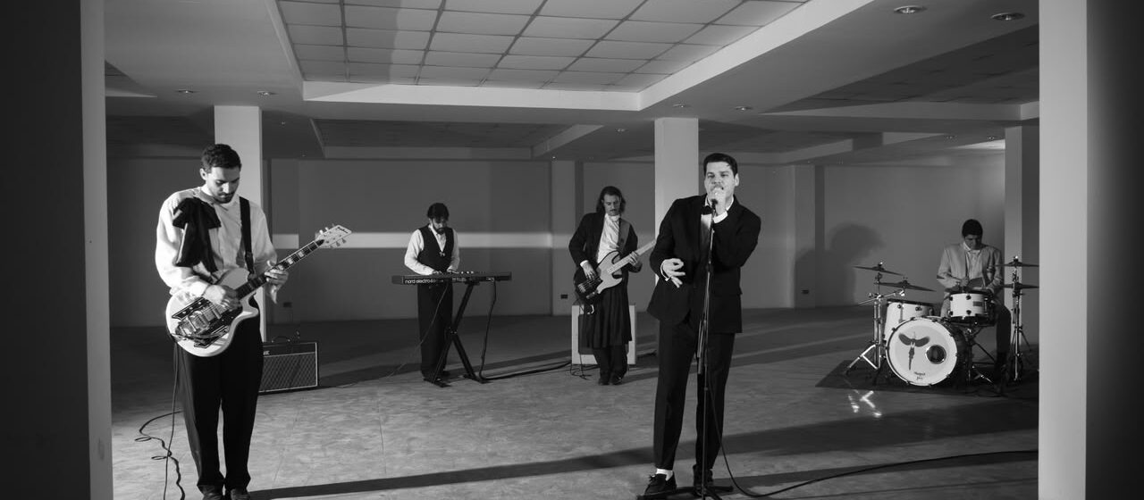 Magpie Jay rompe siete años de silencio audiovisual con el estreno cinematográfico de “Look For Us”